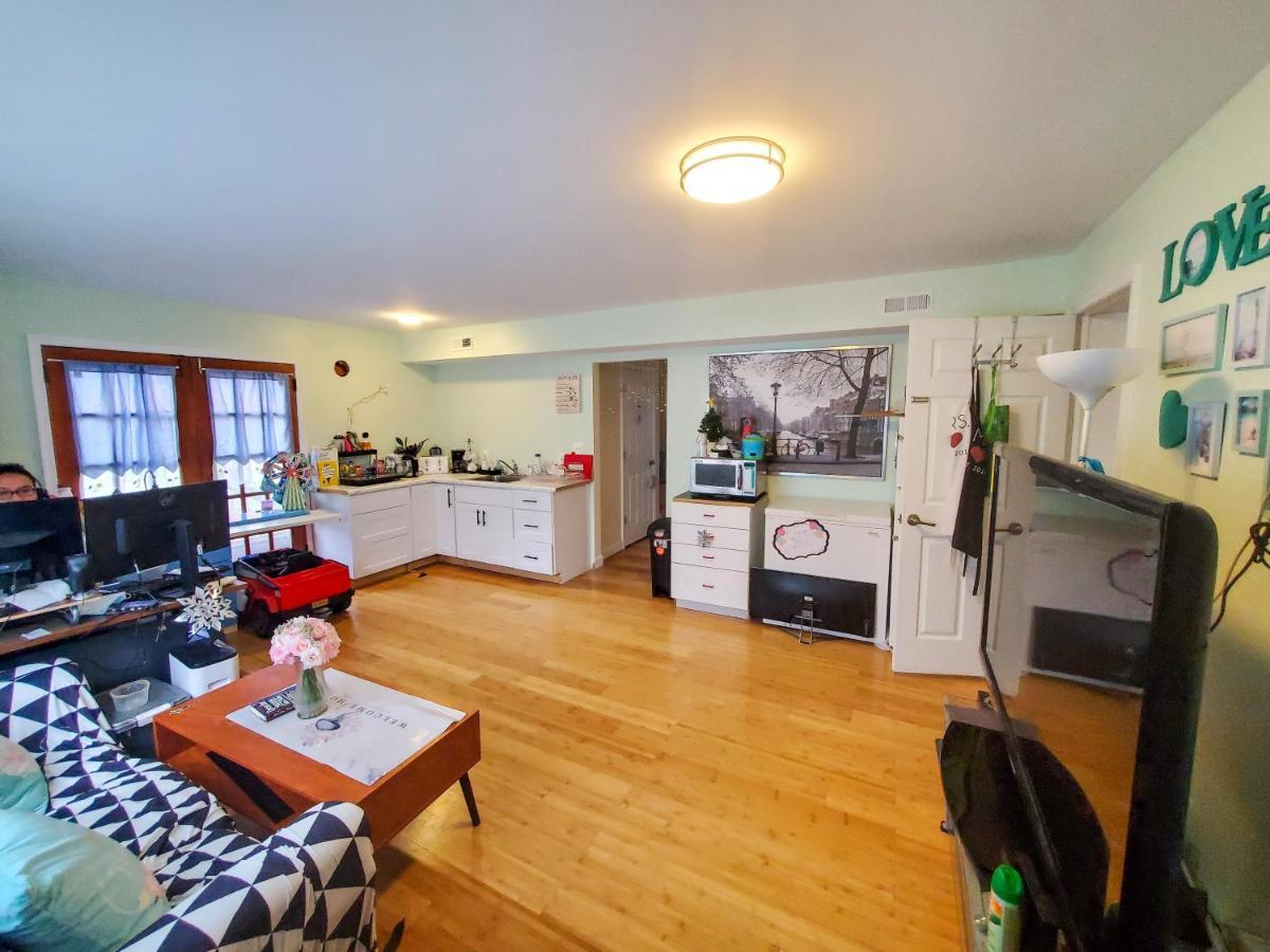 5 Star Room2/Close To Everything/5 Min Walk Metro/Rockville Town Center 外观 照片